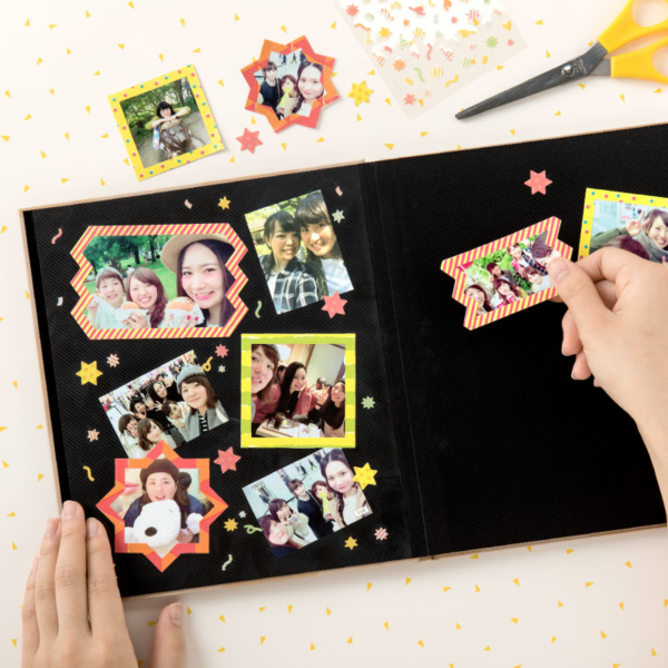 GIFT WRAPPING ALBUM いろは出版株式会社