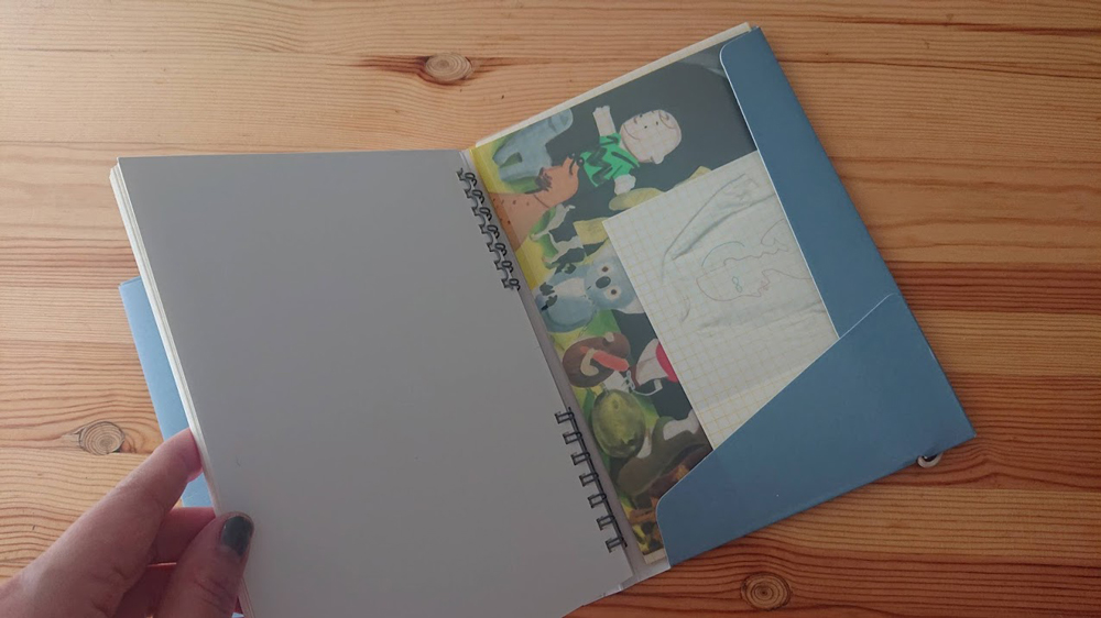 DMやチラシもクリアファイルにいれてすっきり保管